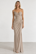 Robe asymétrique froncée