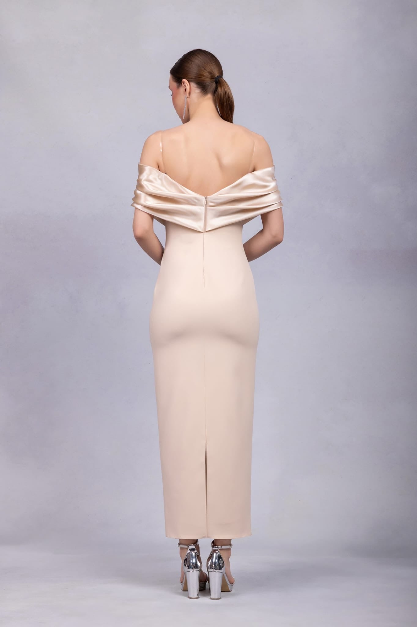 Robe Crème Satinée