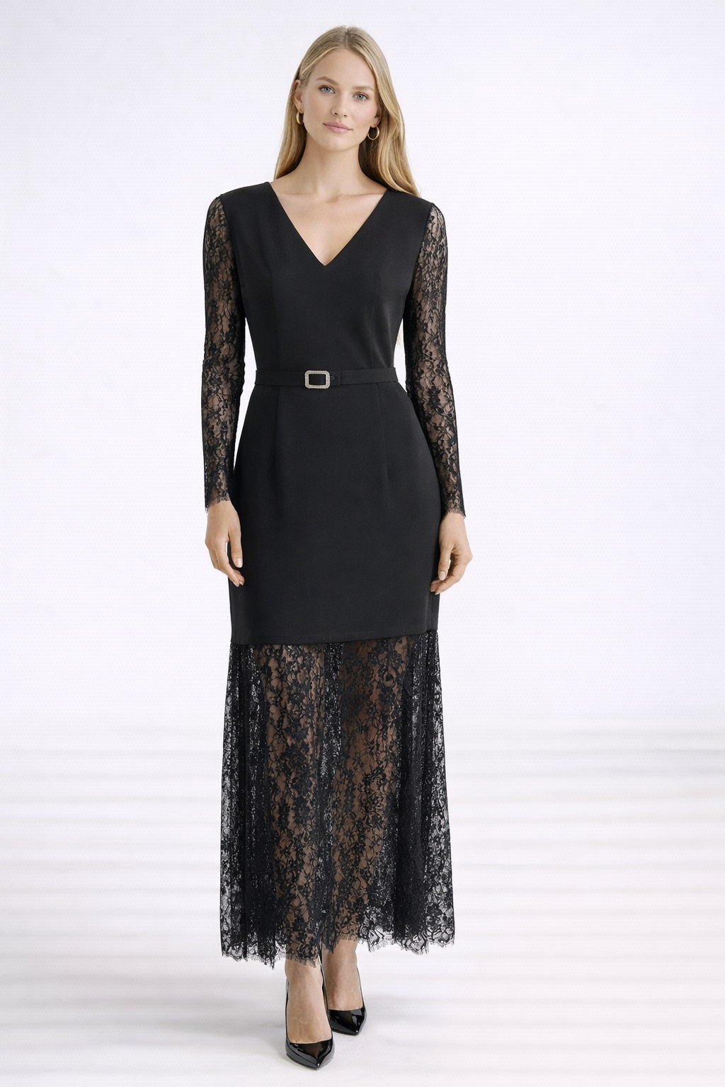 Robe Dentelle avec Ceinture