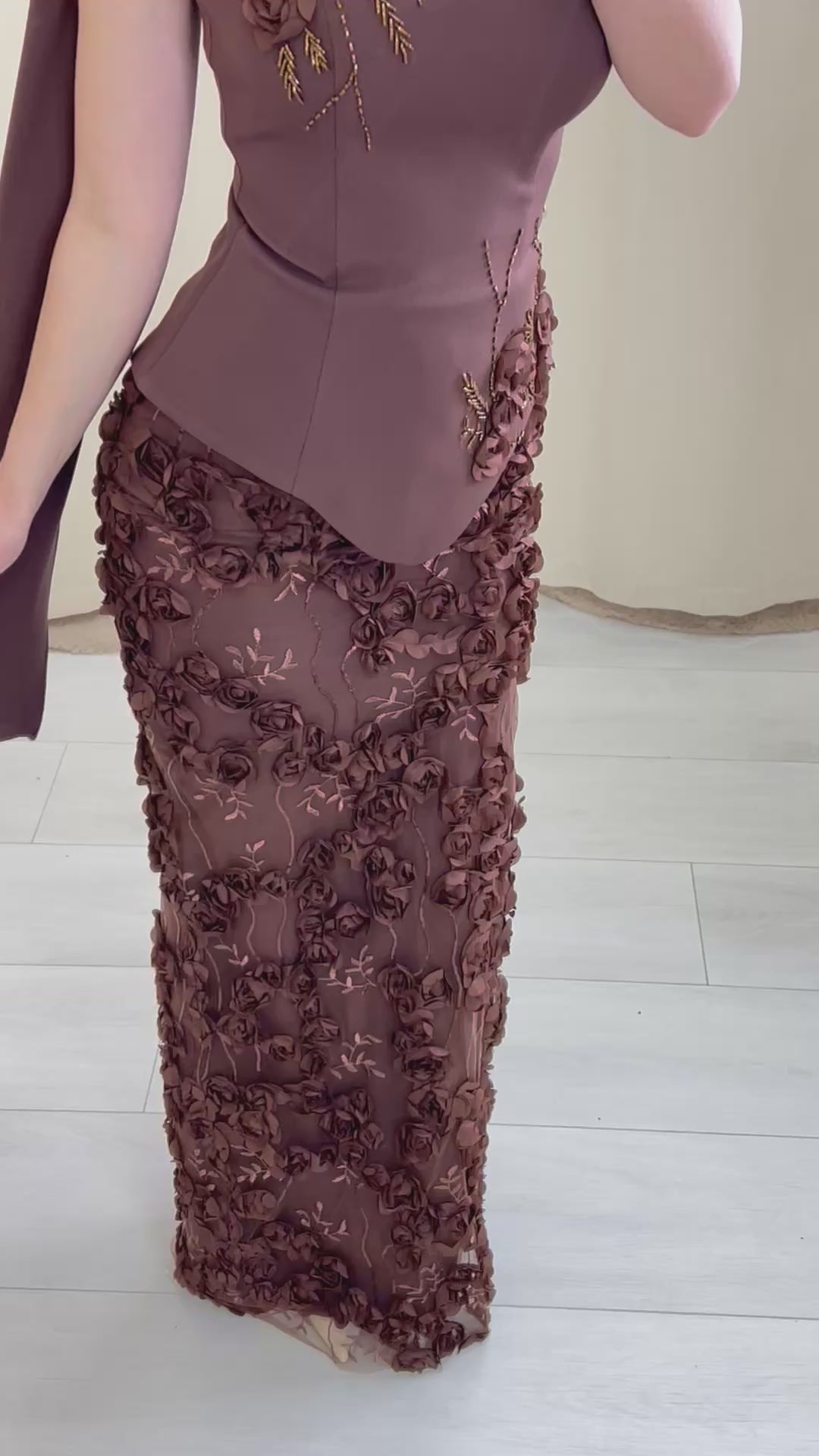 Robe Fleurie avec Écharpe